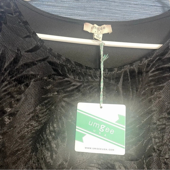 Umgee USA Love me like you do velvet dress- Medium Black NWT - Picture 6 of 7